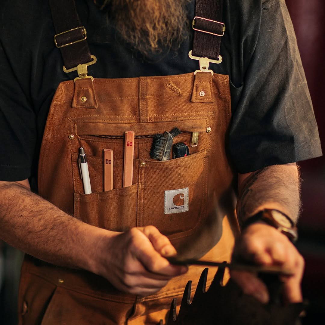 Carhartt-work-clothing